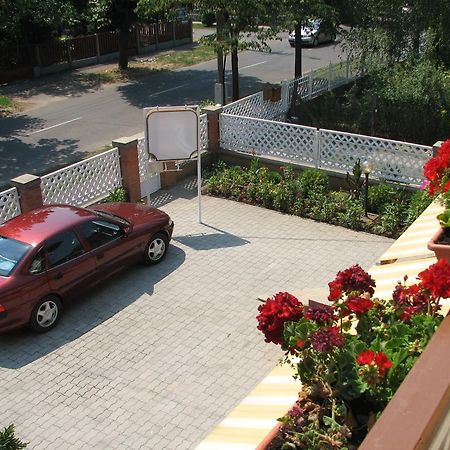 Olga Apartmanház Apartman Hajdúszoboszló Kültér fotó